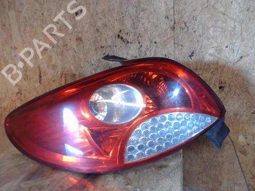 left-taillight-peugeot-206-2l_-2m_-2009-2010-2011-2012-2013-25366783 main image