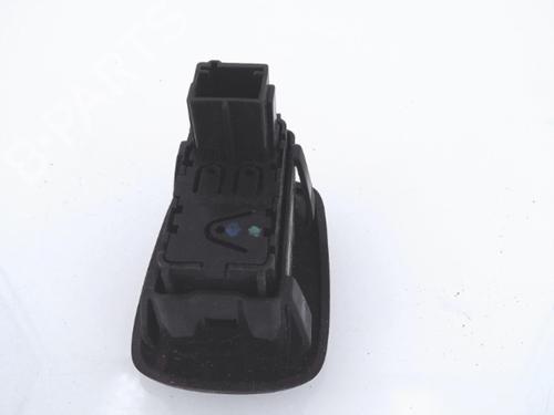 Used Left rear window switch Left rear window switch CITROËN C3 I (FC_, FN_) 1.4 HDi (68 hp) 25369666 25369666