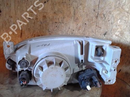 Used Right headlight HYUNDAI LANTRA II (J-2) 1.5 12V (88 hp) 25358917