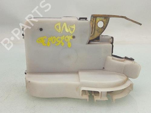 front-right-lock-vw-caddy-ii-box-bodympv-9k9a-1995-1996-1997-1998-1999-2000-2001-2002-2003-2004-32088959 main image