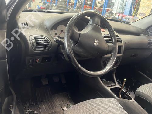 Cockpit PEUGEOT 206 Hatchback (2A/C) 1.4 HDi eco 70 | BP25362316C47 