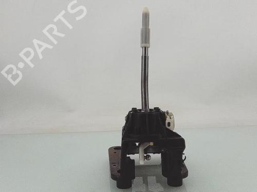 Gear lever PEUGEOT 208 I (CA_, CC_) 1.2 VTI 82 | BP28710013M90
