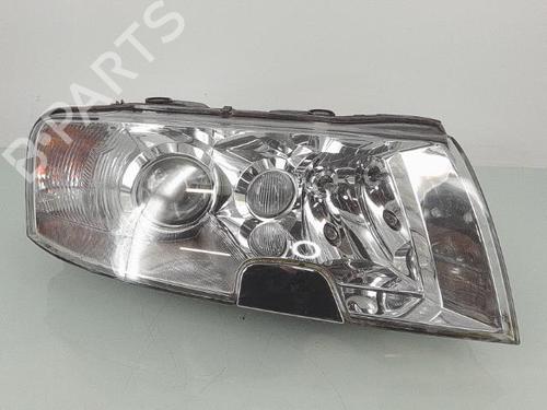 Used Right headlight Right headlight SKODA SUPERB I (3U4) 1.9 TDI (130 hp) 25356900 25356900