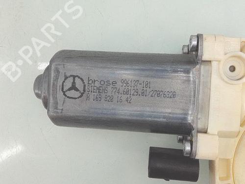 Right front window motor MERCEDES-BENZ A-CLASS (W169) A 180 CDI (169.007, 169.307) | BP29822917E20 