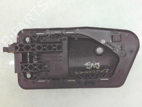 Used Front left interior door handle Front left interior door handle PEUGEOT 306 Hatchback (7A, 7C, N3, N5) [1993-2003] 35748148 35748148