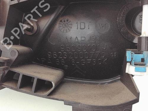 Used Front right interior door handle Front right interior door handle CITROËN XSARA (N1) 1.4 i (75 hp) 27097896 27097896