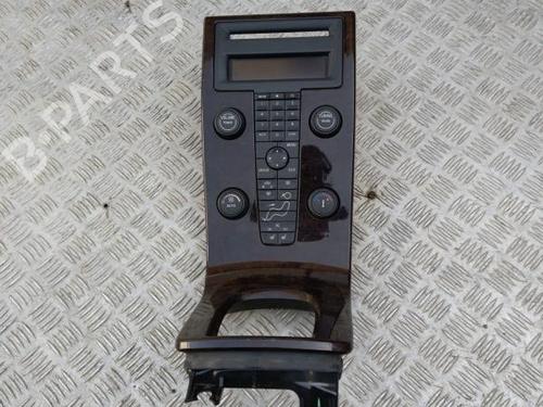 Used Middle console VOLVO V50 (545) 2.0 D (136 hp) 25355427