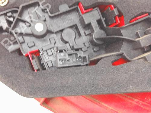 left-taillight-peugeot-307-3ac-2000-2001-2002-2003-2004-2005-2006-2007-2008-2009-2010-2011-2012-39457800 main image