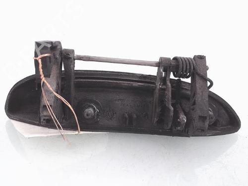 Used Rear left exterior door handle RENAULT CLIO II (BB_, CB_) 1.9 dTi (B/CB0U) (80 hp) 25368977