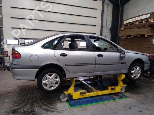 Left headlight RENAULT LAGUNA I (B56_, 556_) 1.6 16V (B568, B561) | BP25371204C28 
