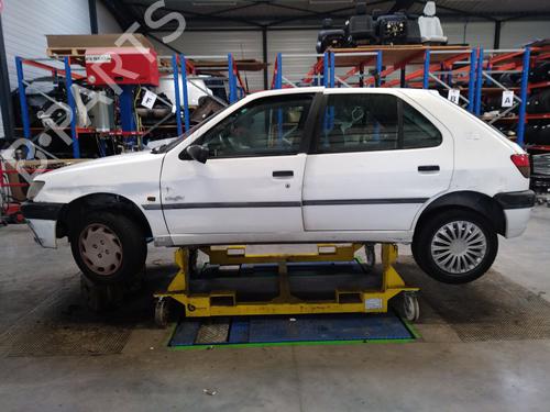 Switch PEUGEOT 306 Hatchback (7A, 7C, N3, N5) 1.9 D | BP29521314I30 