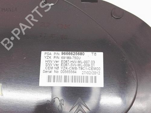 Used Instrument cluster Instrument cluster PEUGEOT 5008 (0U_, 0E_) 1.6 HDi (112 hp) 34562012 34562012