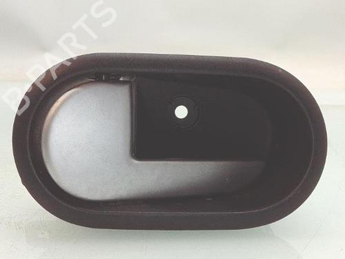 Używane Klamka wewnętrzna drzwi przednich lewych FORD FIESTA V (JH_, JD_) 1.4 TDCi (68 hp) 30923584