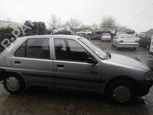 Left headlight PEUGEOT 106 II (1A_, 1C_) 1.1 i | BP25355010C28 