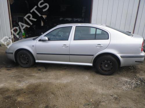 Right headlight SKODA OCTAVIA I (1U2) 1.9 TDI | BP25367709C29 