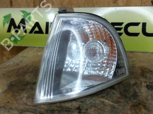 Blinklys fortil venstre SKODA OCTAVIA I (1U2) 1.9 TDI (90 hp) 25359622