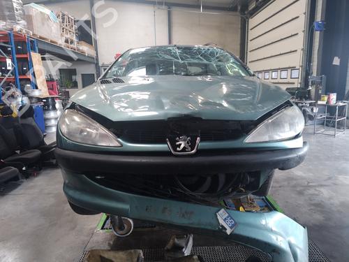 Used Parts PEUGEOT 206 Hatchback (2A/C) 1.4 i (75 hp) 4393045