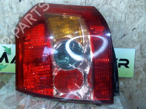Venstre Baklys TOYOTA COROLLA (_E12_) 1.4 D (NDE120_, NDE120R) (90 hp) 25365654