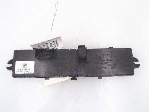 Used Warning switch PEUGEOT 5008 (0U_, 0E_) 1.6 HDi (110 hp) 25350465