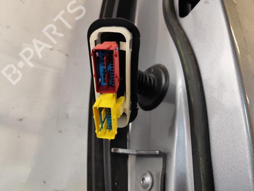 right-front-door-peugeot-5008-0u_-0e_-2009-2010-2011-2012-2013-2014-2015-2016-2017-40003298 main image