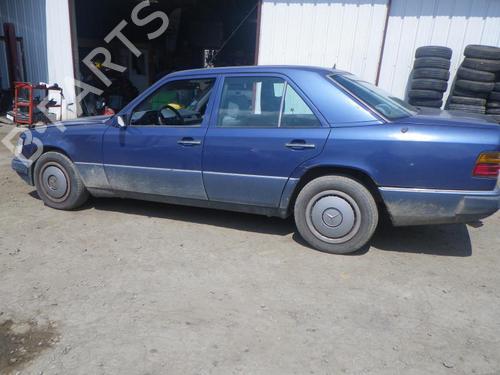 Right front indicator MERCEDES-BENZ 124 Saloon (W124) 300 D (124.130) | BP27627071C33 