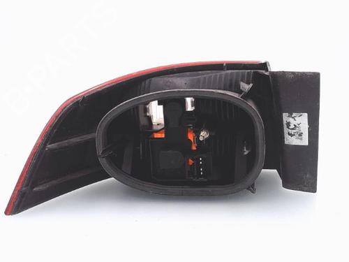 right-taillight-renault-laguna-ii-bg01_-2001-2002-2003-2004-2005-2006-2007-25357849 main image