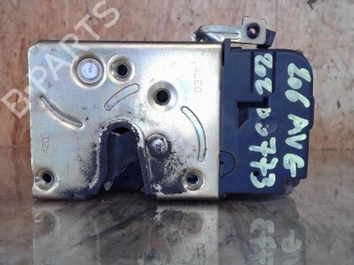 Used Front left lock PEUGEOT 206 Hatchback (2A/C) 1.4 HDi eco 70 (68 hp) 25365323