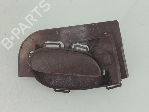 Venstre foran invendig håndtak PEUGEOT 206 Hatchback (2A/C) 1.1 i (60 hp) 27650480