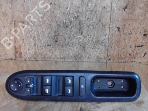 Used Switch PEUGEOT 407 SW (6E_, 6D_) 2.0 HDi 135 (136 hp) 25355744