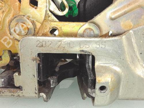 Used Rear left lock Rear left lock MERCEDES-BENZ E-CLASS (W210) E 220 CDI (210.006) (125 hp) 27303737 27303737