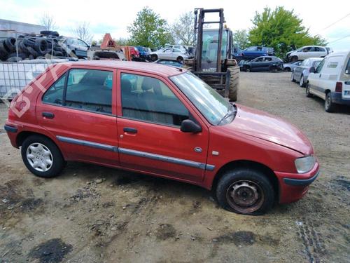 Højre forlygte PEUGEOT 106 II (1A_, 1C_) 1.5 D | BP25373122C29 