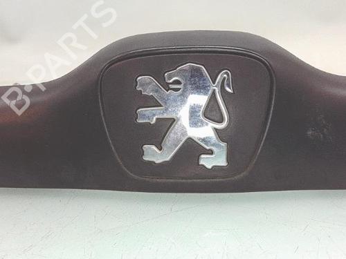 Used Tailgate trim Tailgate trim PEUGEOT 206 Hatchback (2A/C) 1.4 i (75 hp) 31659968 31659968
