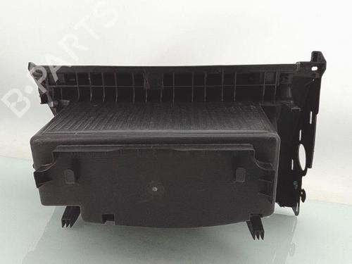 Used Glove box Glove box 28710011 28710011