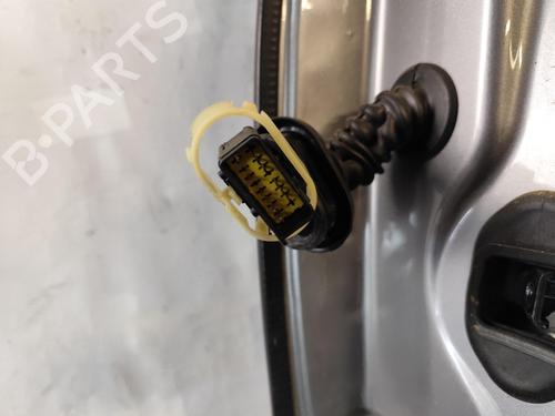 right-rear-door-peugeot-5008-0u_-0e_-2009-2010-2011-2012-2013-2014-2015-2016-2017-40003300 main image