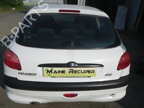 Højre foran tåkelykt PEUGEOT 206 Hatchback (2A/C) 1.4 HDi eco 70 | BP25350867C31 