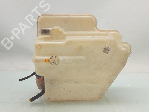Used Windscreen washer tank Windscreen washer tank MERCEDES-BENZ B-CLASS Sports Tourer (W245) B 180 CDI (245.207) (109 hp) 31259408 31259408