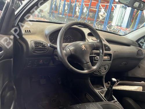 Left mirror PEUGEOT 206 Hatchback (2A/C) 2.0 HDI 90 | BP25360769C26 