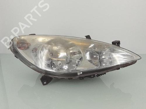 Used Right headlight PEUGEOT 307 (3A/C) 2.0 HDi 135 (136 hp) 25353574