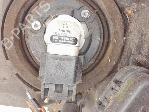 Used Right headlight Right headlight OPEL ZAFIRA A MPV (T98) 2.0 DTI 16V (F75) (101 hp) 27236700 27236700