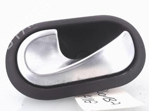 Used Front left interior door handle RENAULT SCÉNIC II (JM0/1_) 1.5 dCi (JM1E, JM16) (106 hp) 25350429
