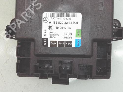 Used Electronic module Electronic module MERCEDES-BENZ B-CLASS Sports Tourer (W245) B 180 CDI (245.207) (109 hp) 31371071 31371071