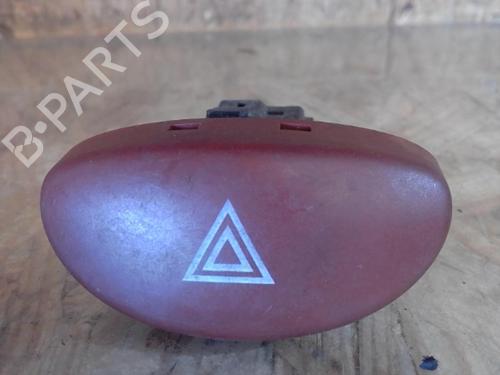 Bouton de warning PEUGEOT 206 Hatchback (2A/C) 1.4 i (75 hp) 25358449