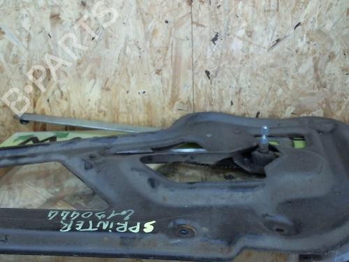 Used Front right window mechanism MERCEDES-BENZ SPRINTER 2-t Van (B901, B902) 208 D (901.361, 901.362, 902.361, 902.362) (79 hp) 25359605