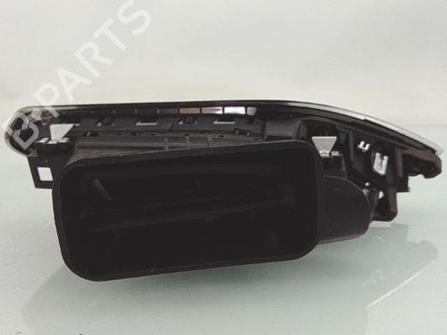 Air vent PEUGEOT 208 I (CA_, CC_) 1.2 VTI 82 | BP28908301I21