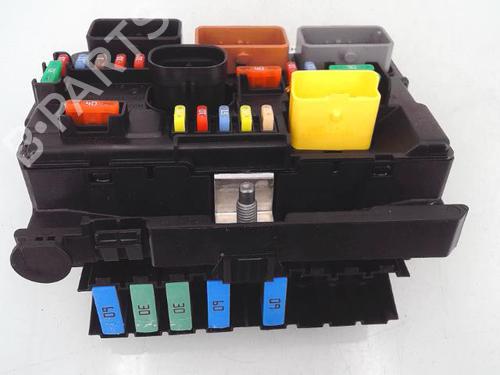 Fuse box CITROËN C3 II (SC_) 1.2 VTi 82 | BP26032206E1 