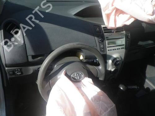 Front right lock TOYOTA YARIS (_P9_) 1.4 D-4D (NLP90_, NLP90R) | BP25359677C97 