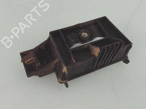 Used Front left interior door handle Front left interior door handle RENAULT RAPID Box Body/MPV (F40_, G40_) 1.4 (F40D) (79 hp) 26892477 26892477