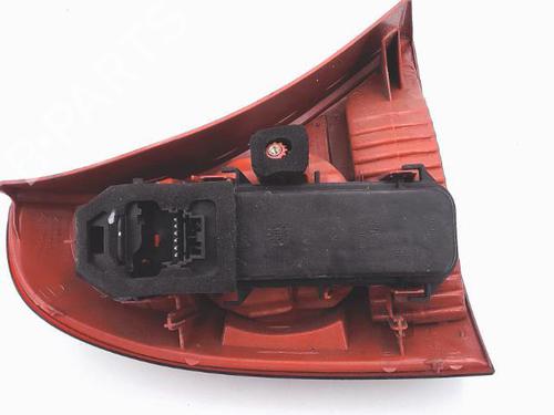Used Right taillight RENAULT CLIO II (BB_, CB_) 1.5 dCi (B/C2J) (68 hp) 25357194