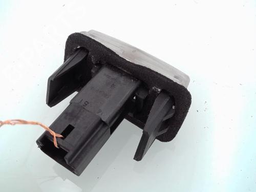 Used Licence plate light Licence plate light PEUGEOT 407 SW (6E_, 6D_) 2.0 HDi 135 (136 hp) 25370176 25370176