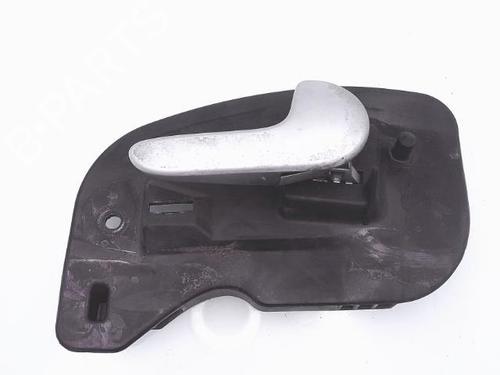 Used Front right interior door handle OPEL CORSA C (X01) 1.7 DI (F08, F68) (65 hp) 25358068